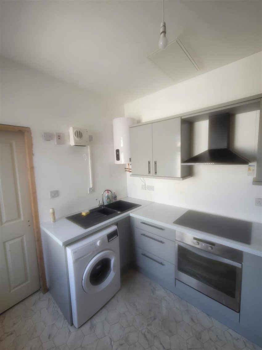Images for 131 Chapel Street, Leigh