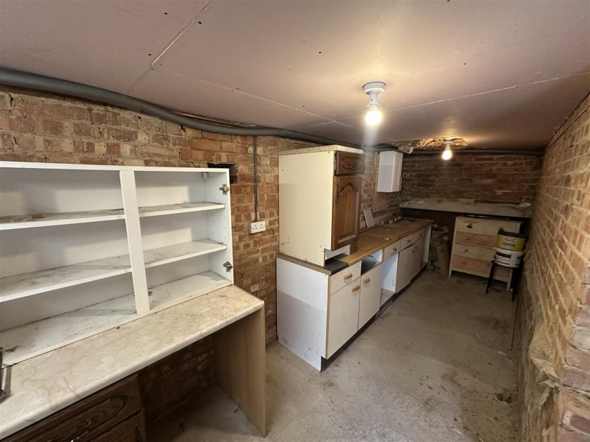 Images for Canberra Drive, Cross Roads, Keighley