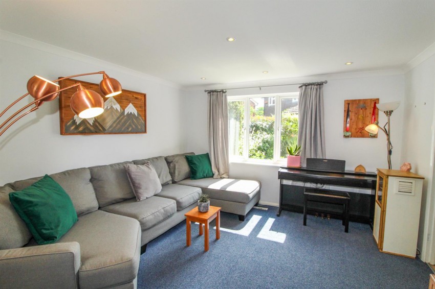 Images for Beaver Close, Horsham