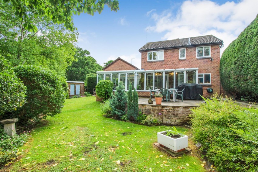 Images for Beaver Close, Horsham