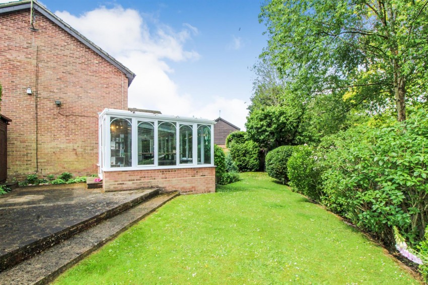 Images for Beaver Close, Horsham