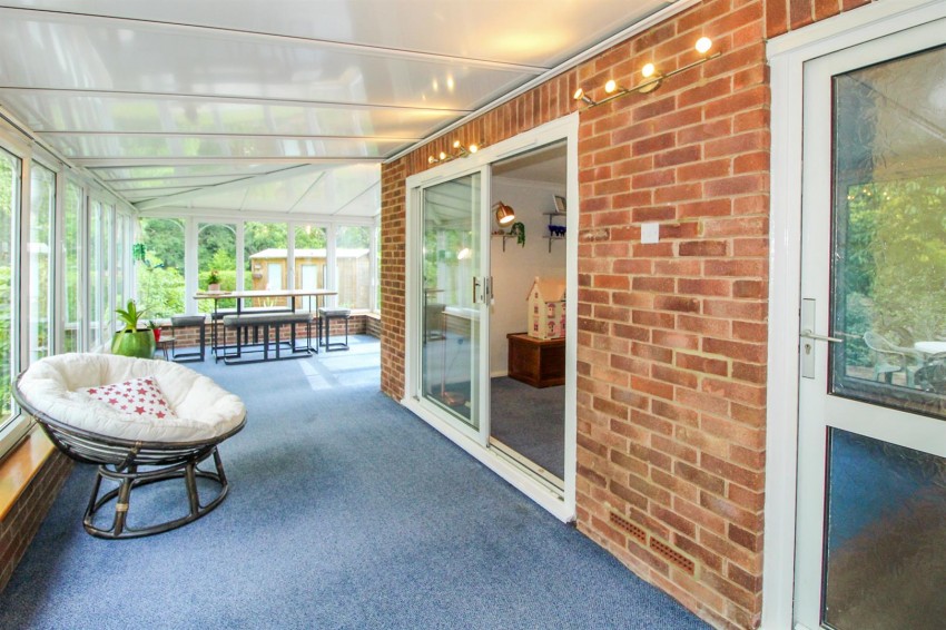 Images for Beaver Close, Horsham