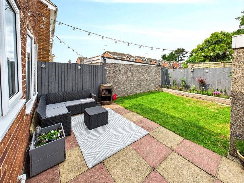 Images for Waverley Lane, Burton-On-Trent