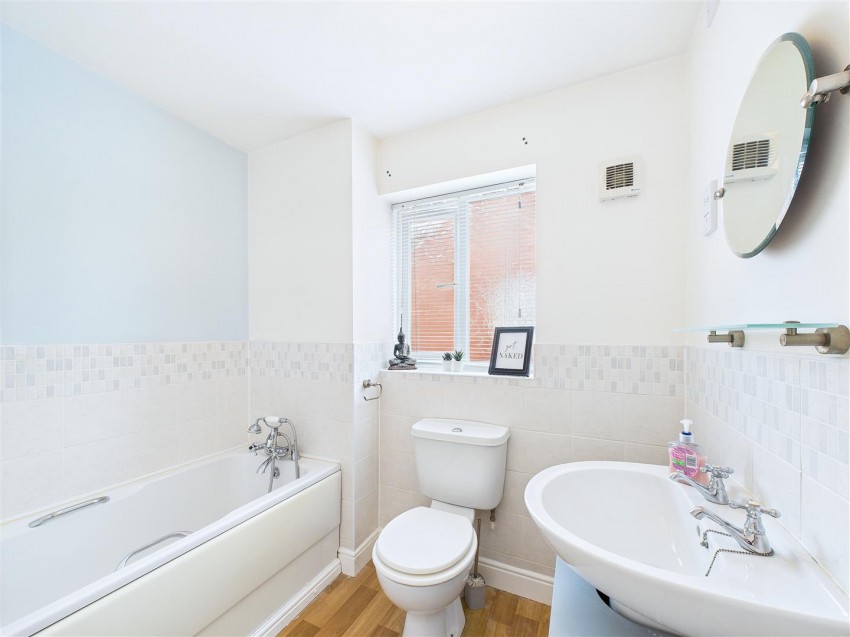 Images for Barrys Close, Woodville, Swadlincote