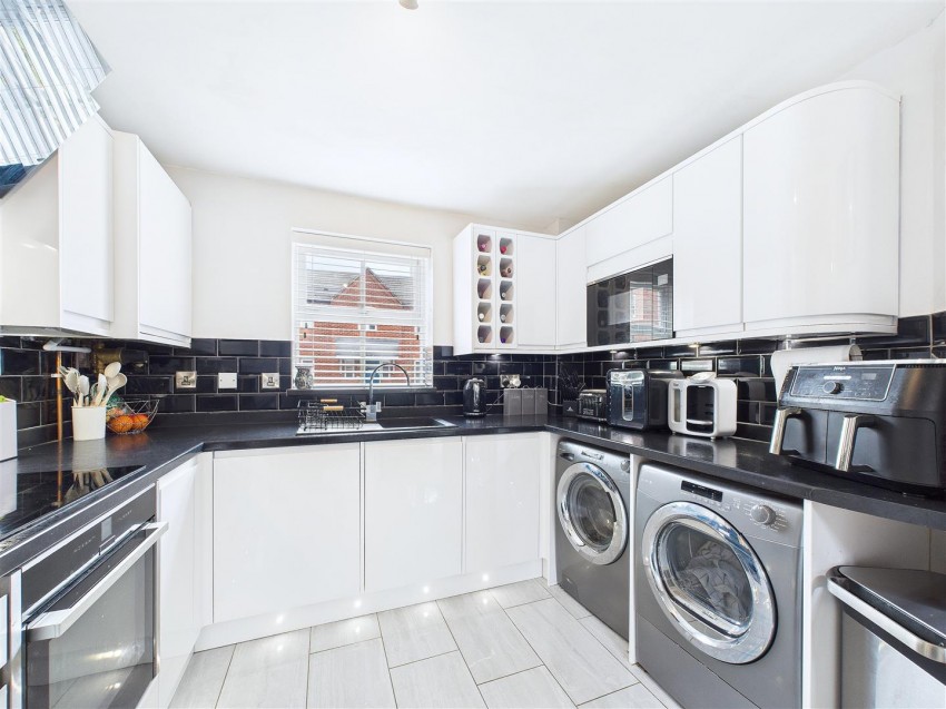 Images for Barrys Close, Woodville, Swadlincote