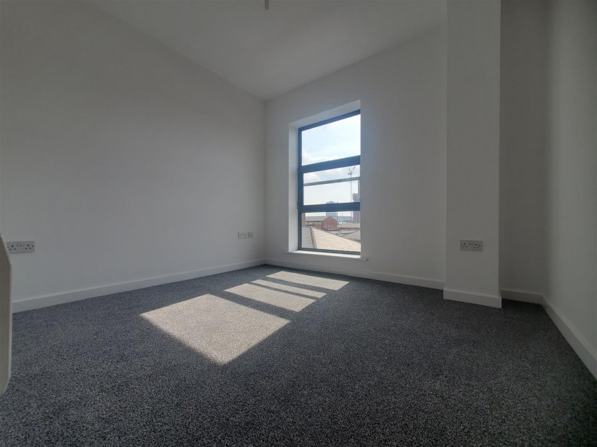Images for The Point, Whitehall Place, Leeds, LS12