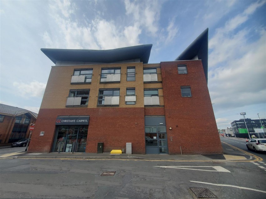 Images for The Point, Whitehall Place, Leeds, LS12