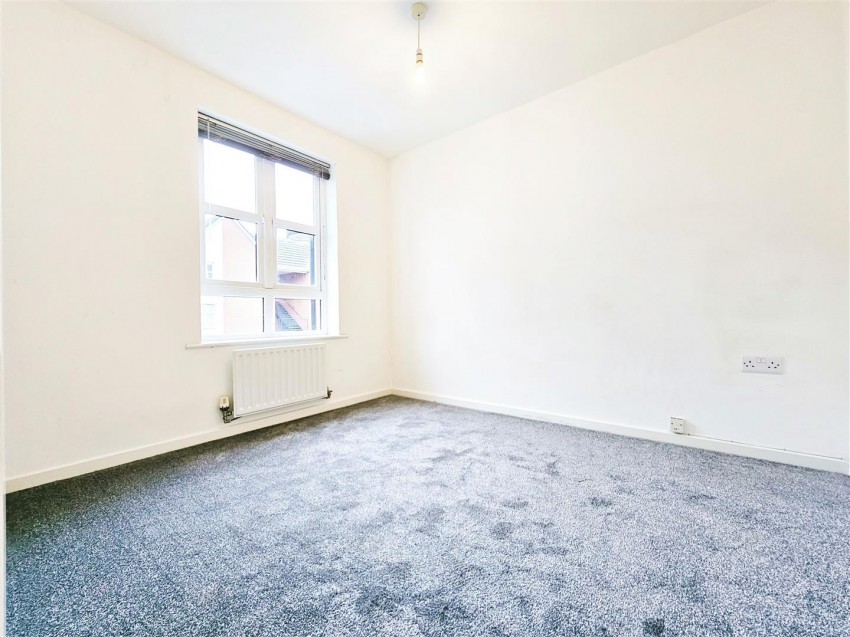 Images for Heathlands Grange, Stapenhill, Burton-On-Trent