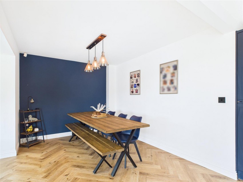 Images for Clifton Way, Burton-On-Trent