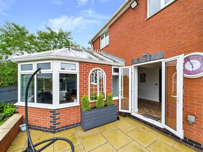 Images for Clifton Way, Burton-On-Trent