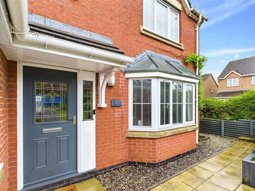 Images for Clifton Way, Burton-On-Trent