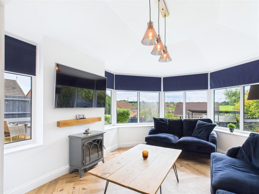 Images for Clifton Way, Burton-On-Trent