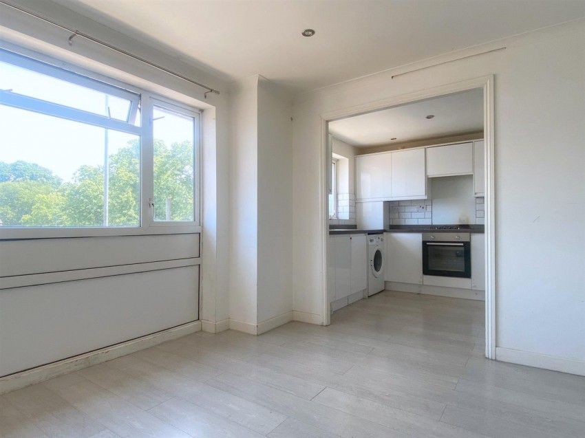 Images for Brook Street, Luton