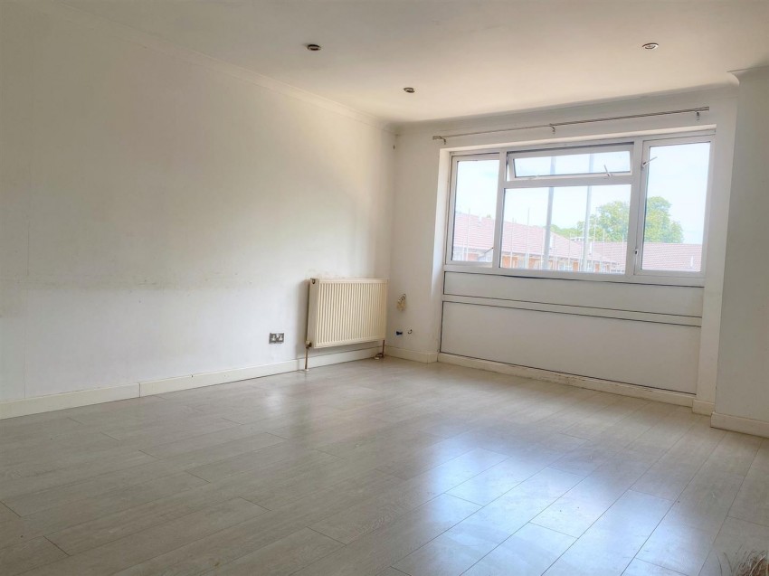 Images for Brook Street, Luton
