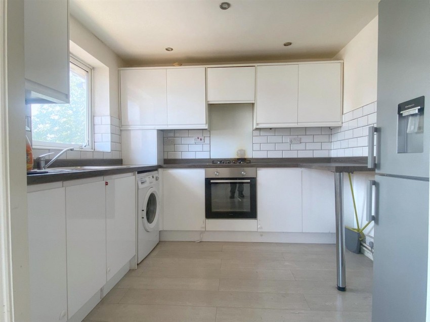 Images for Brook Street, Luton