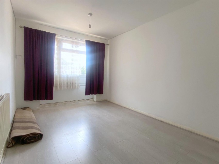 Images for Brook Street, Luton