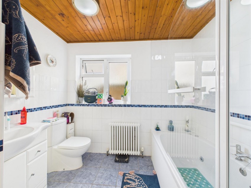 Images for Fairlight Avenue, Telscombe Cliffs, Peacehaven