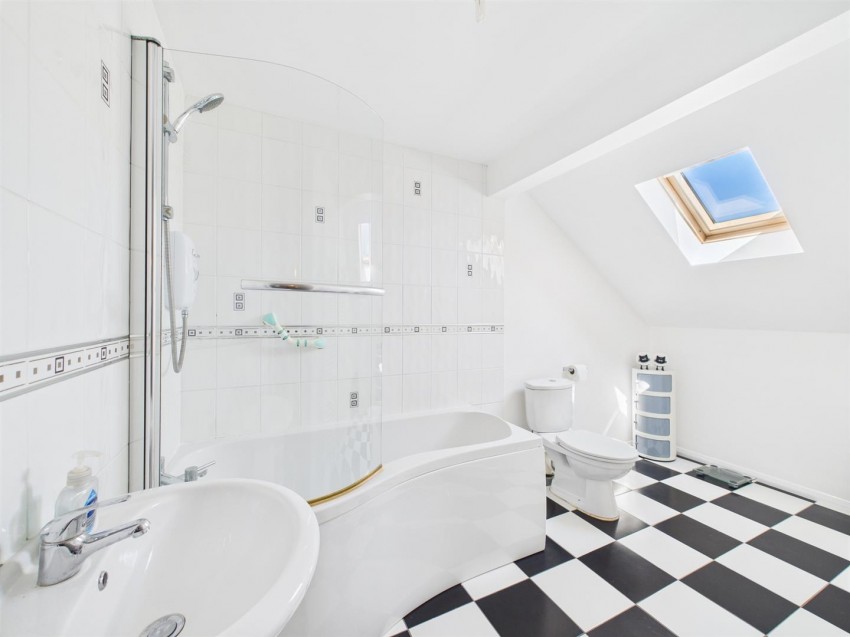 Images for Fairlight Avenue, Telscombe Cliffs, Peacehaven