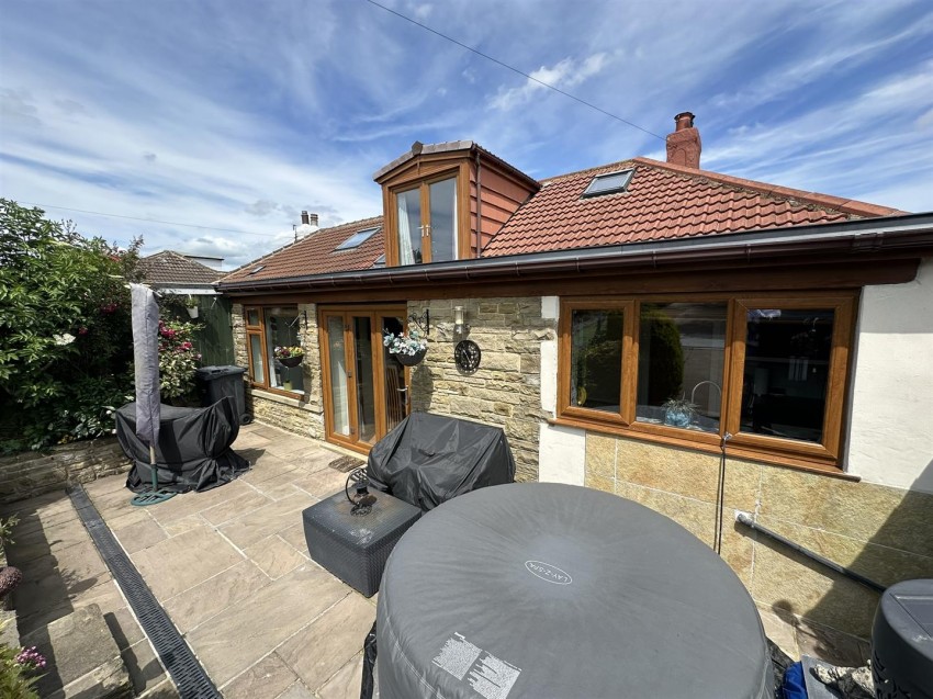 Images for Moor View Drive, Bingley
