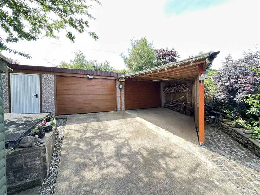 Images for Moor View Drive, Bingley