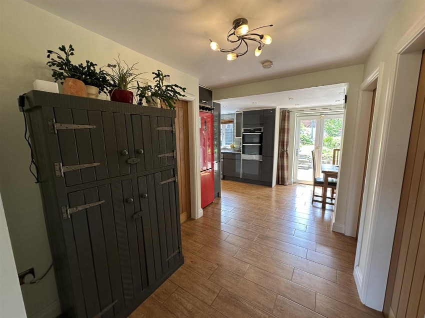 Images for Moor View Drive, Bingley