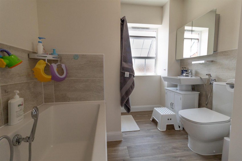 Images for Nightingale Close, Hardwicke