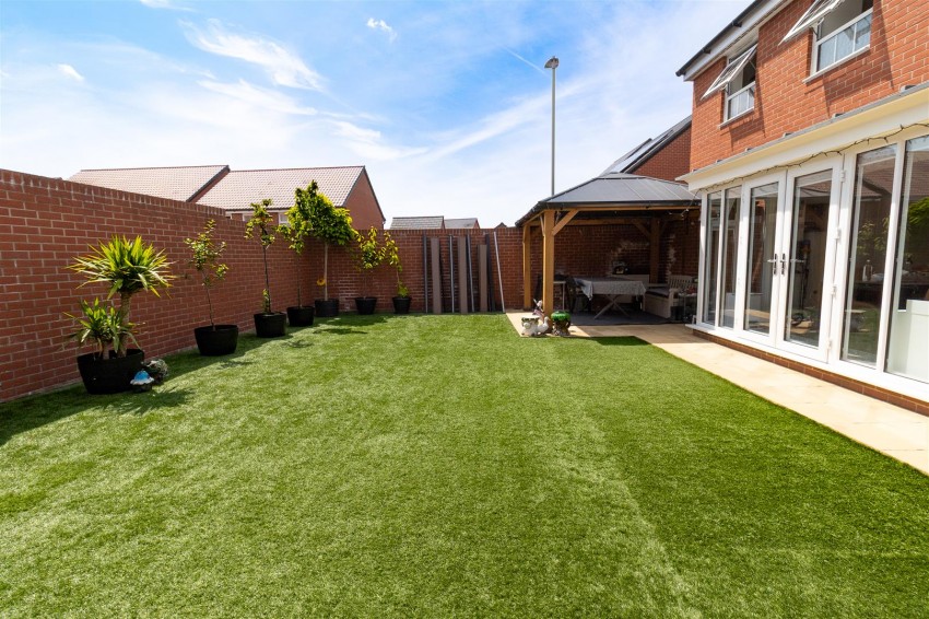 Images for Nightingale Close, Hardwicke