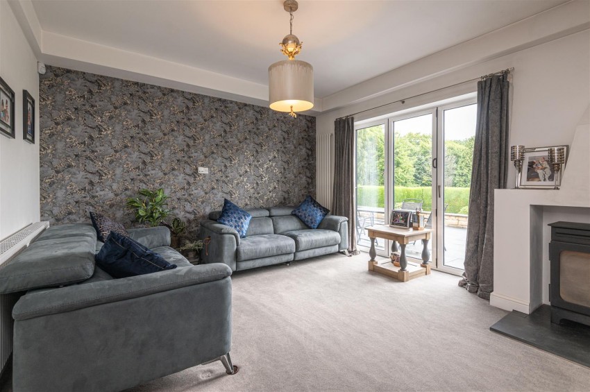 Images for Broomfield Road, Fixby, HD2