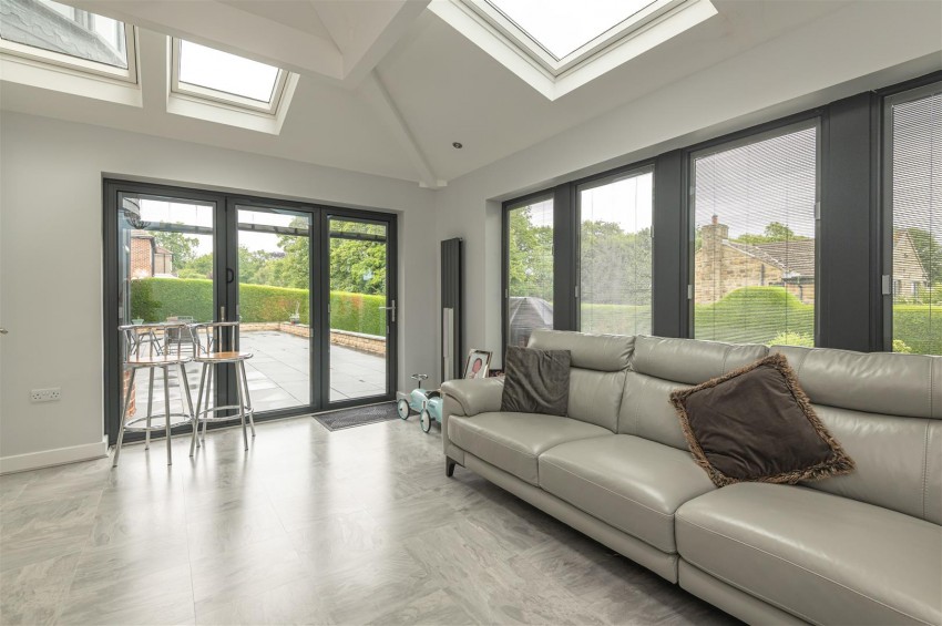 Images for Broomfield Road, Fixby, HD2