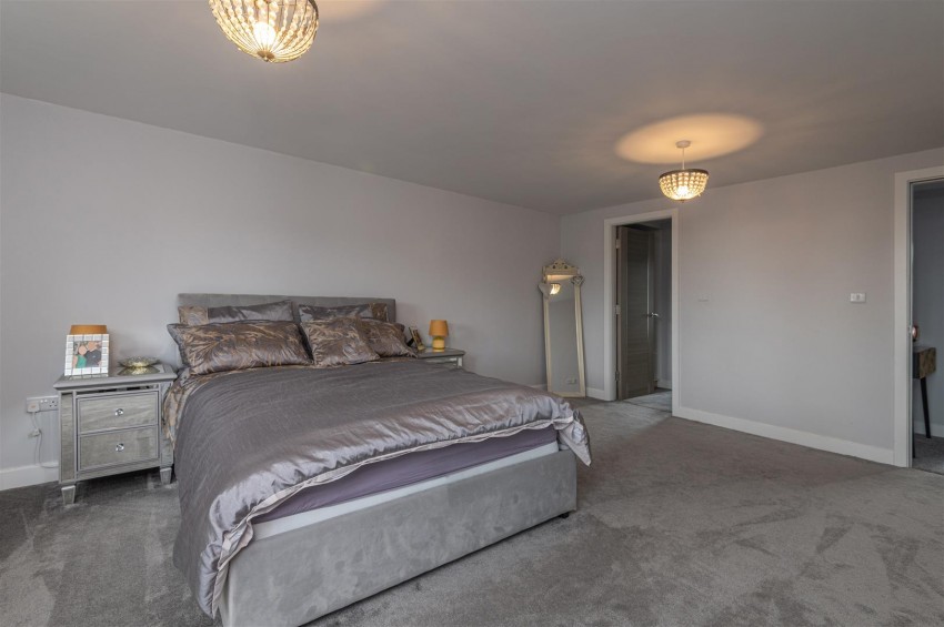 Images for Broomfield Road, Fixby, HD2