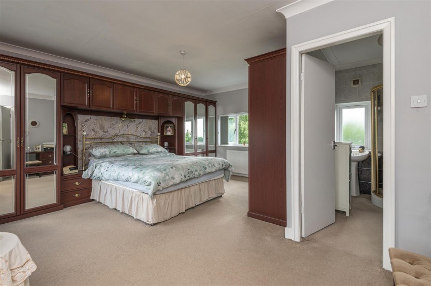 Images for Broomfield Road, Fixby, HD2