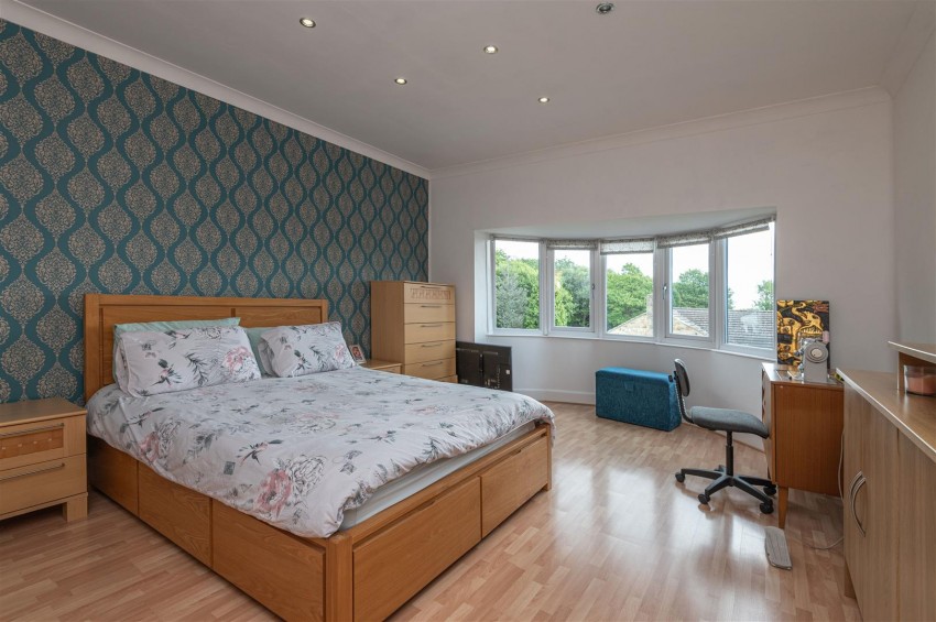 Images for Broomfield Road, Fixby, HD2