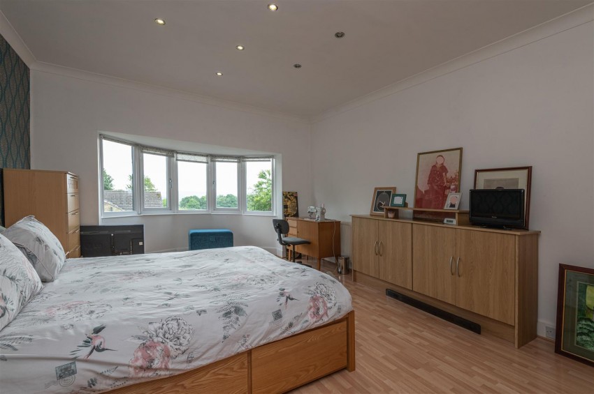 Images for Broomfield Road, Fixby, HD2
