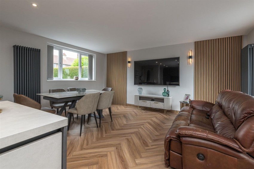 Images for Broomfield Road, Fixby, HD2