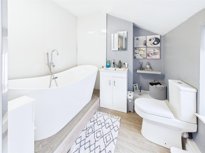 Images for High Bank Road, Burton-On-Trent