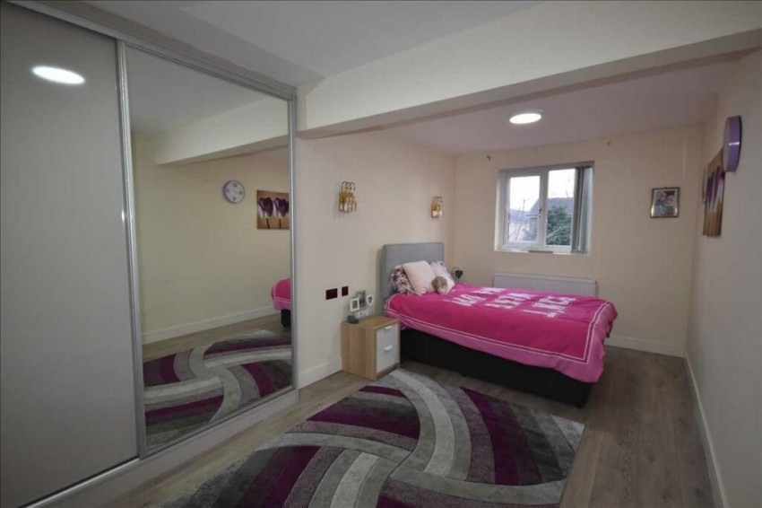 Images for Isobel Close, Manchester