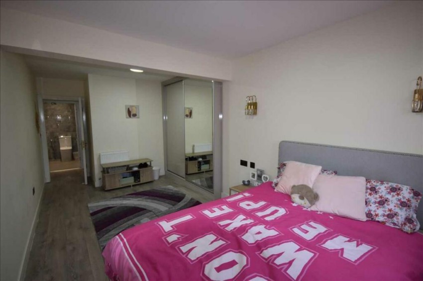 Images for Isobel Close, Manchester