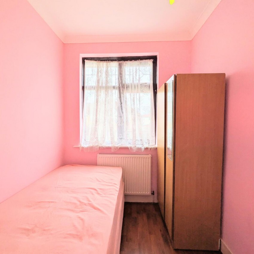 Images for Clifton Road, Harrow, HA3