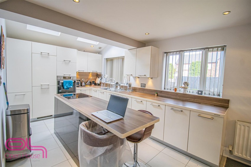 Images for Beaumont Chase, Bolton