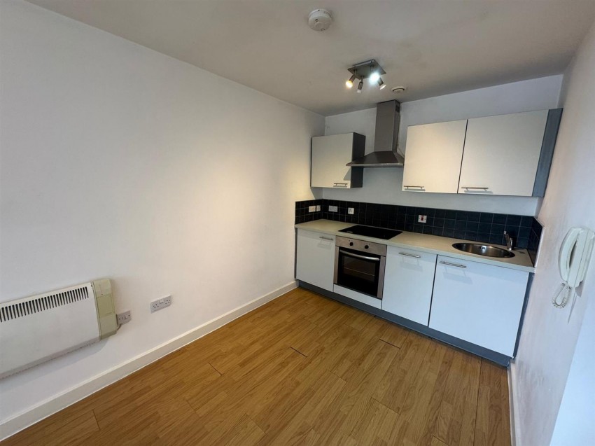 Images for 289 Otley Road, Bradford