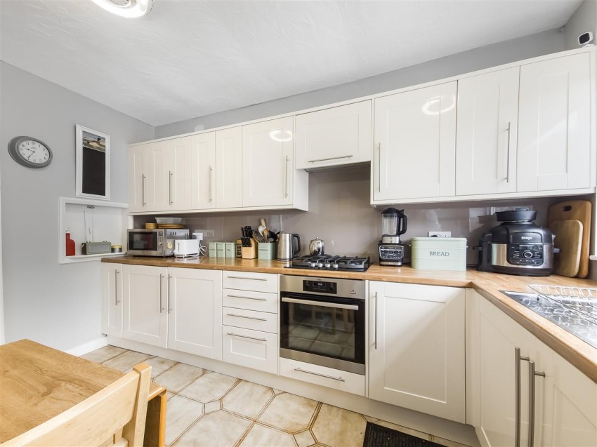 Images for Springfield Road, Midway