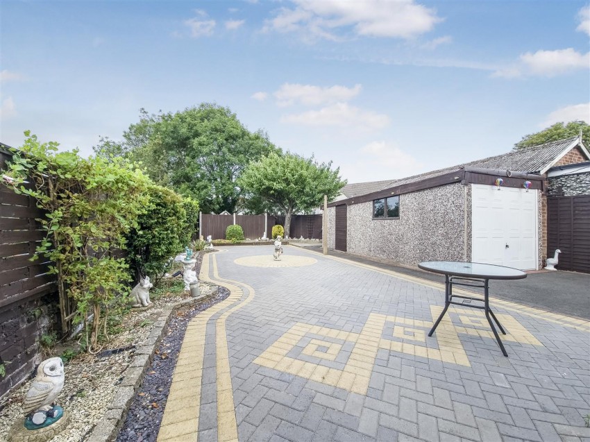 Images for Springfield Road, Midway