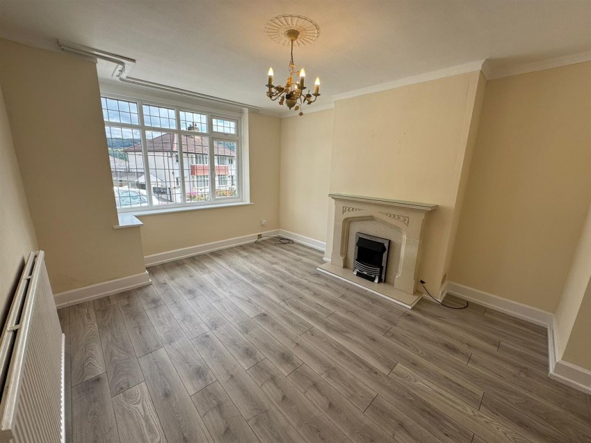 Images for Mayfield Drive, Sandbeds