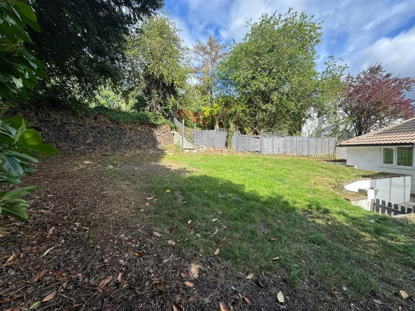 Images for Mayfield Drive, Sandbeds