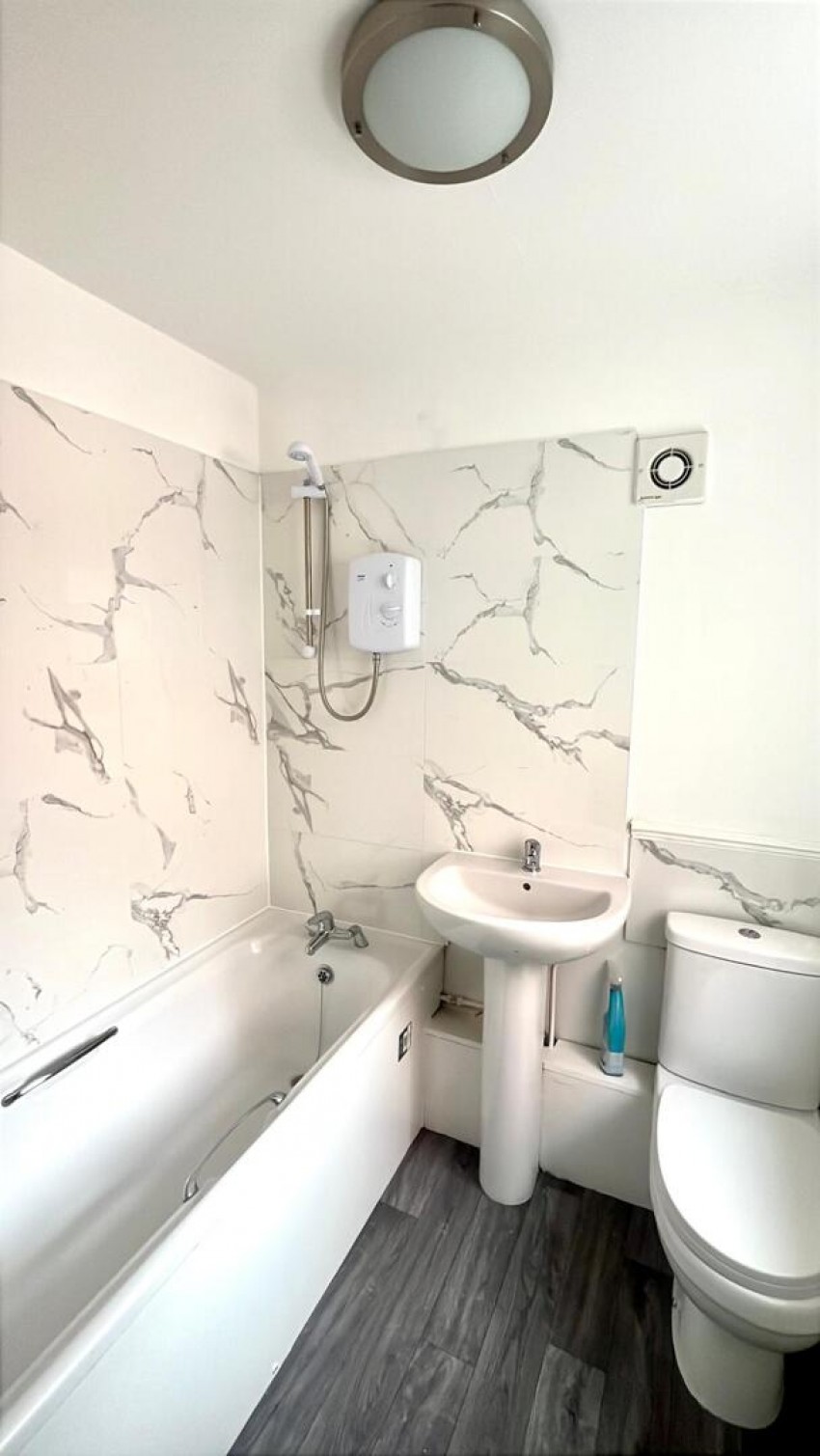 Images for Nine Elms Lane