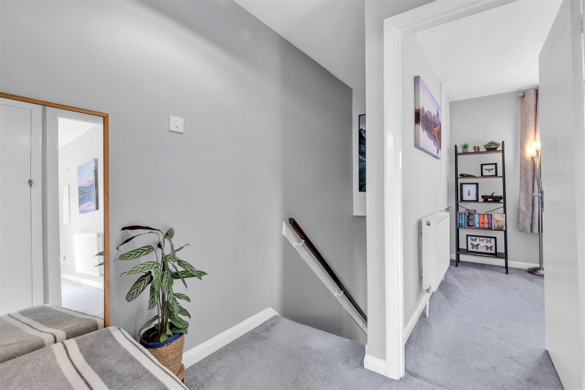 Images for York Close, Horsham