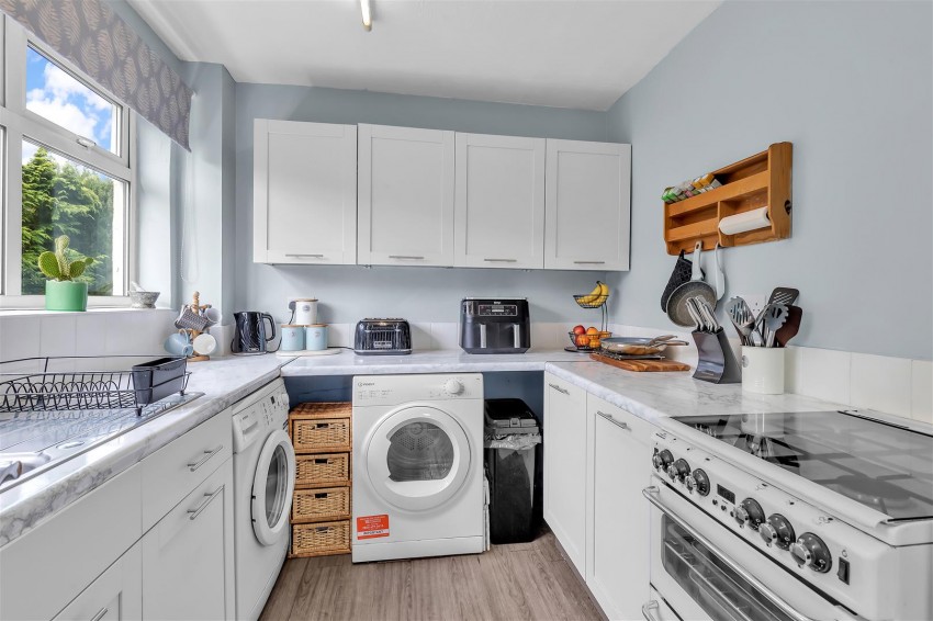 Images for York Close, Horsham
