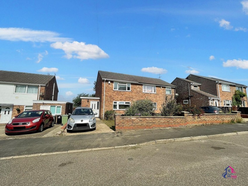 Images for Fifth Avenue, Grantham