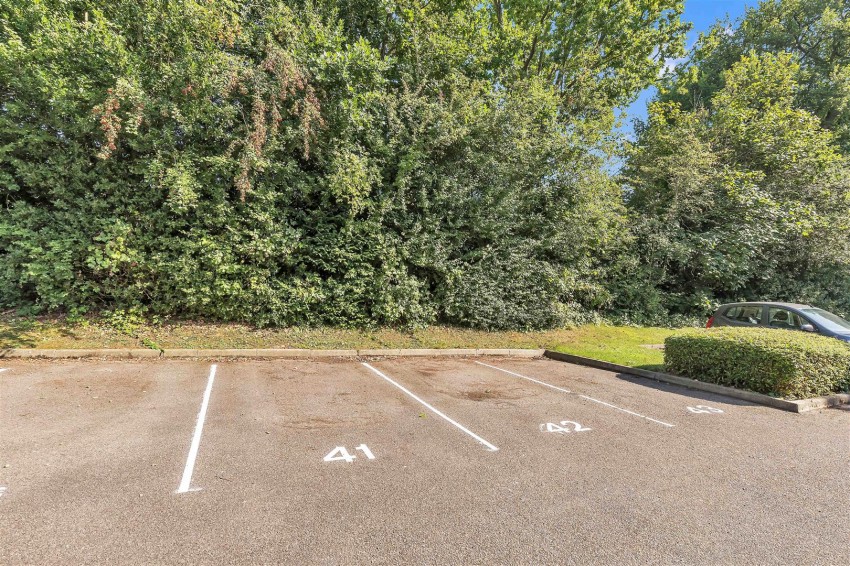 Images for Bowes Close,,Horsham