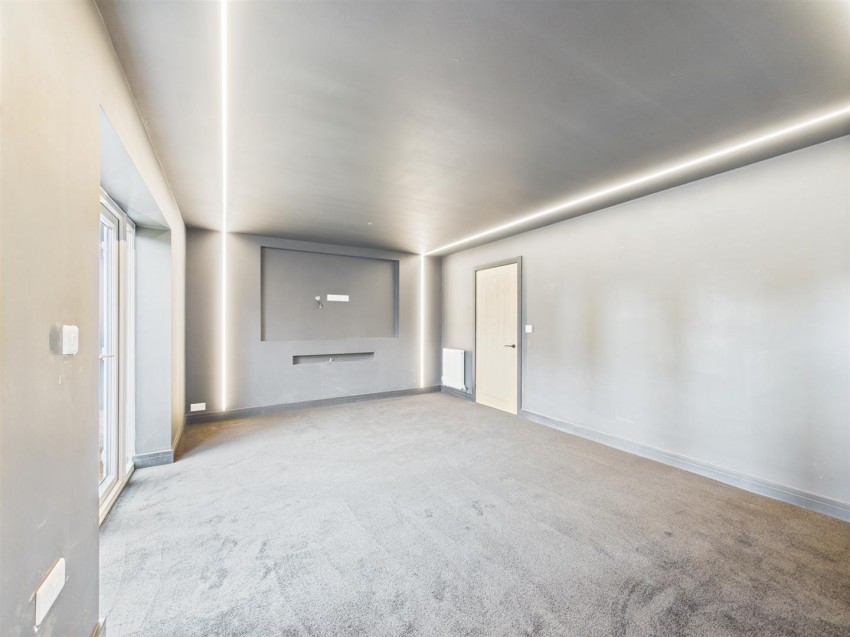Images for Searle Avenue, Peacehaven